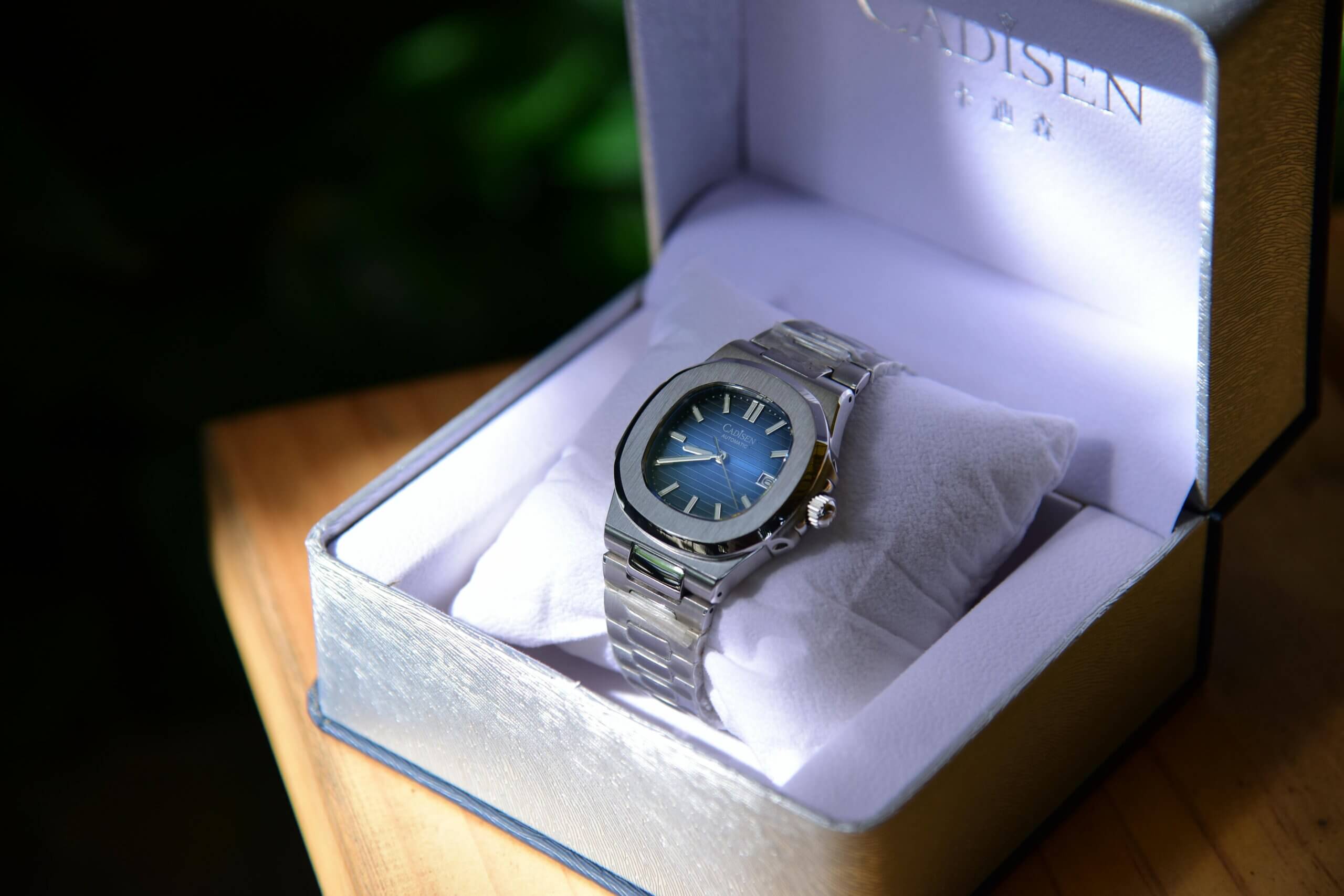 Elegant Luxury Watch in Display Box with Soft Lighting by Sóc Năng Động is licensed with Pexels License